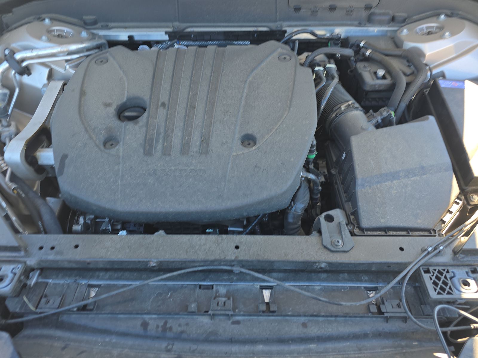 2025 Volvo XC60 B5 Plus AWD