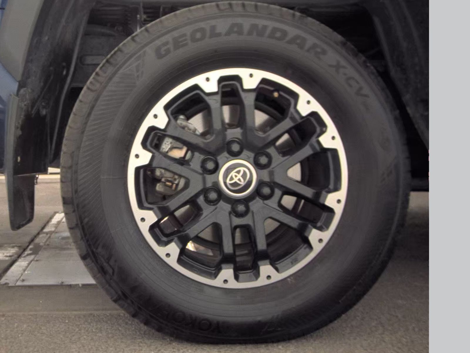 2022 Toyota Tundra SR5 AWD