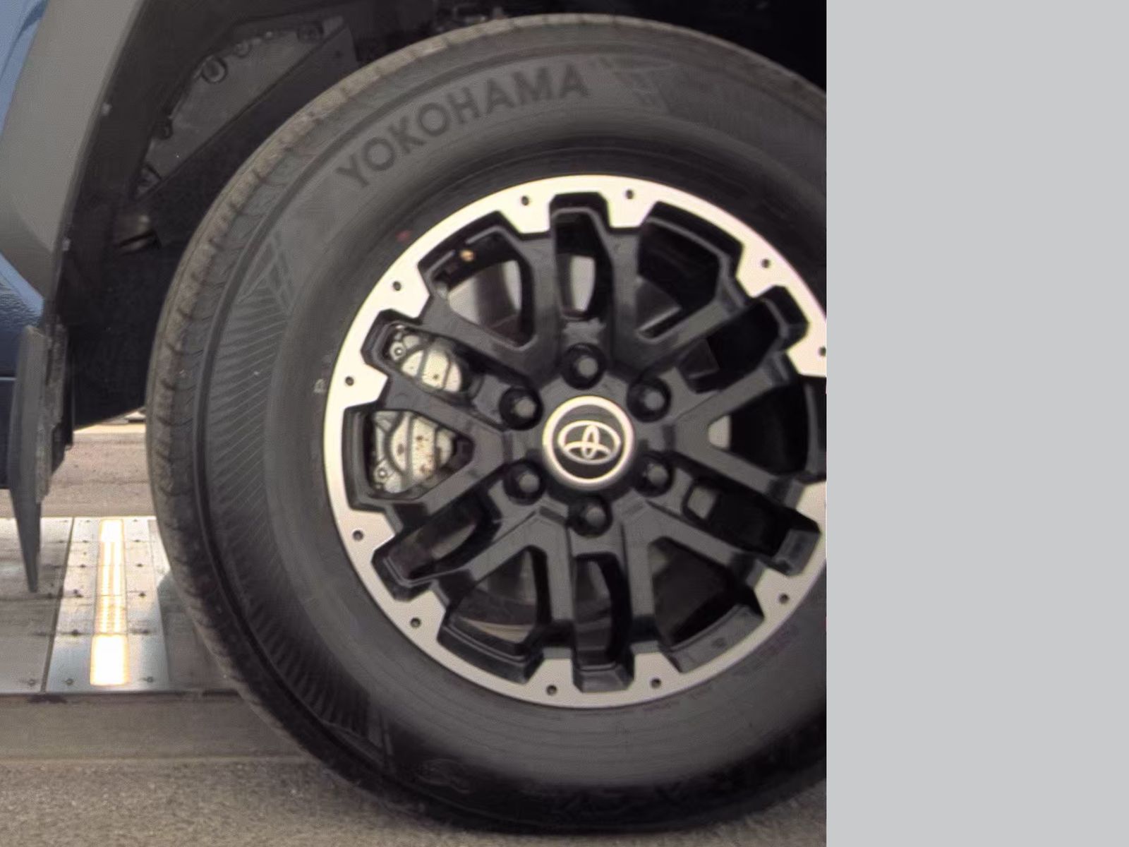 2022 Toyota Tundra SR5 AWD