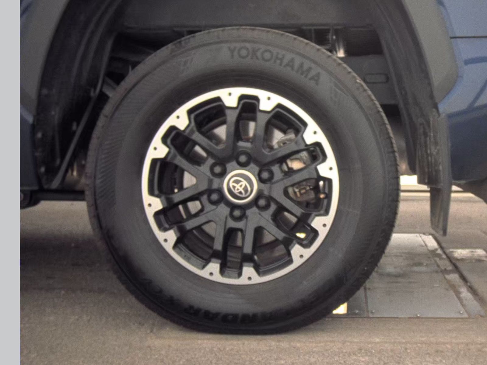 2022 Toyota Tundra SR5 AWD