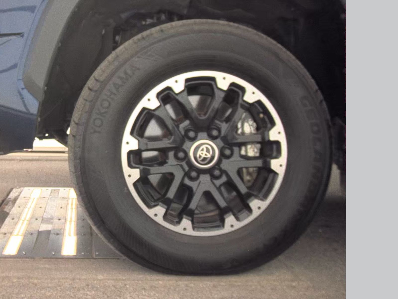 2022 Toyota Tundra SR5 AWD