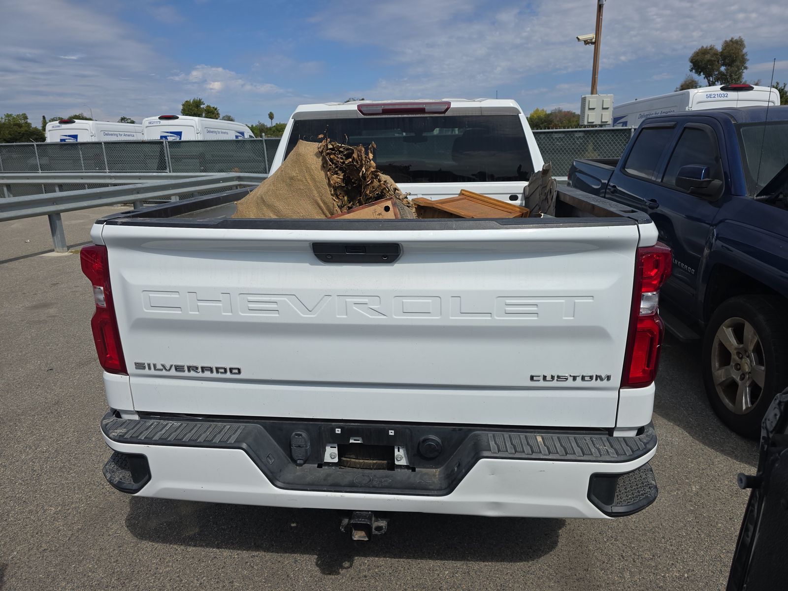2022 Chevrolet Silverado 1500 Custom RWD