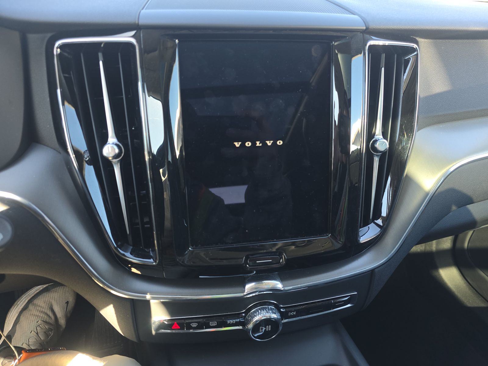 2025 Volvo XC60 B5 Core AWD