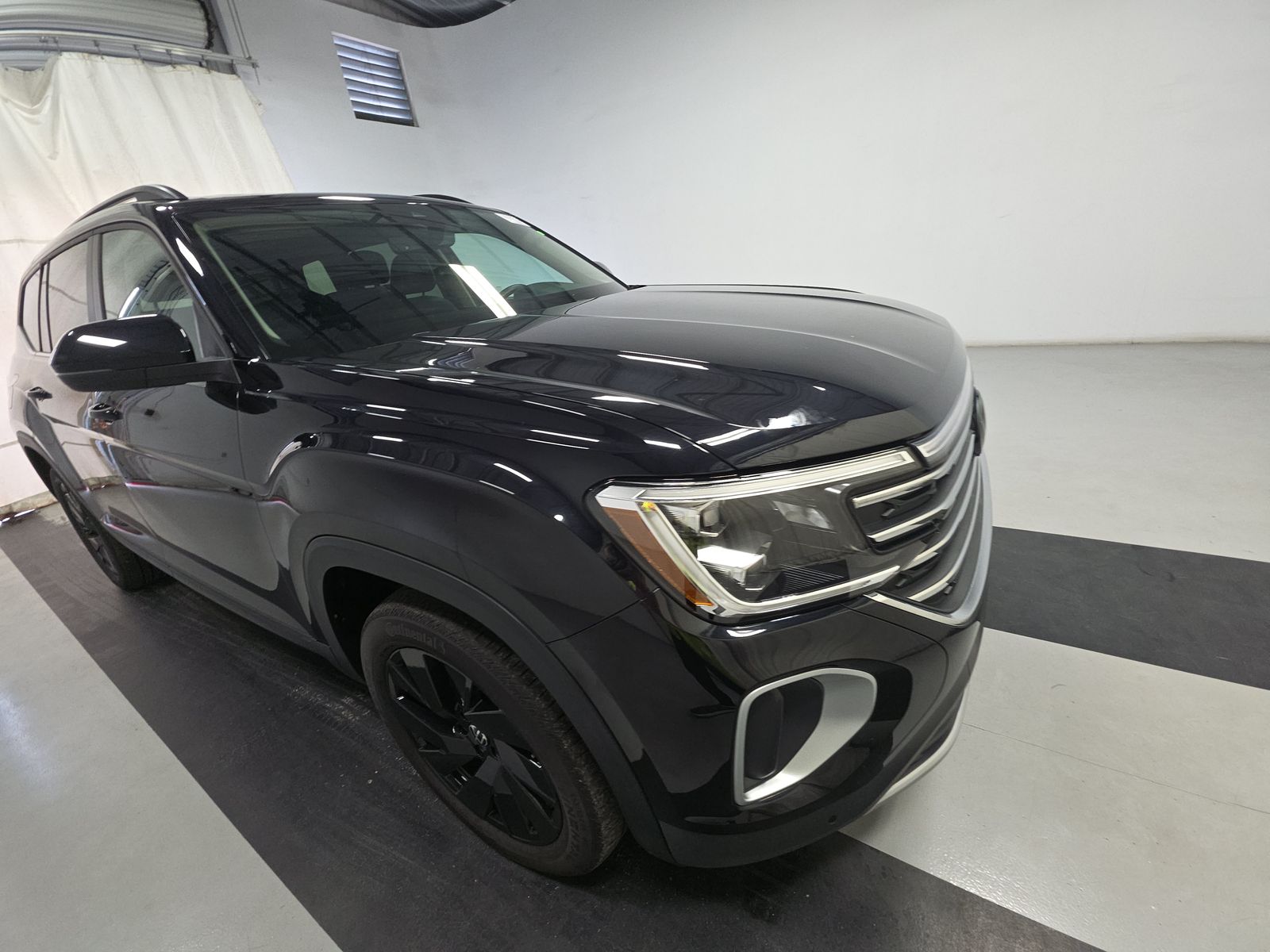 2024 Volkswagen Atlas 2.0T SE FWD