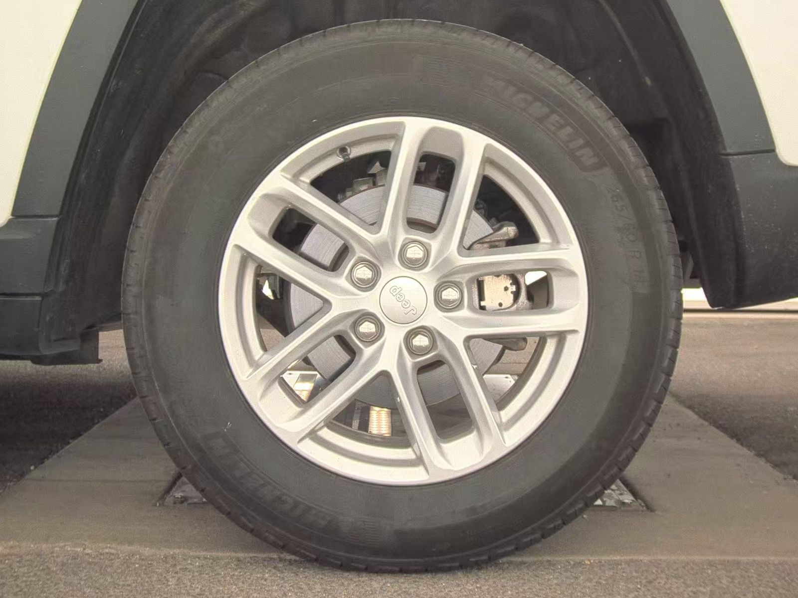 2024 Jeep Grand Cherokee Laredo X RWD