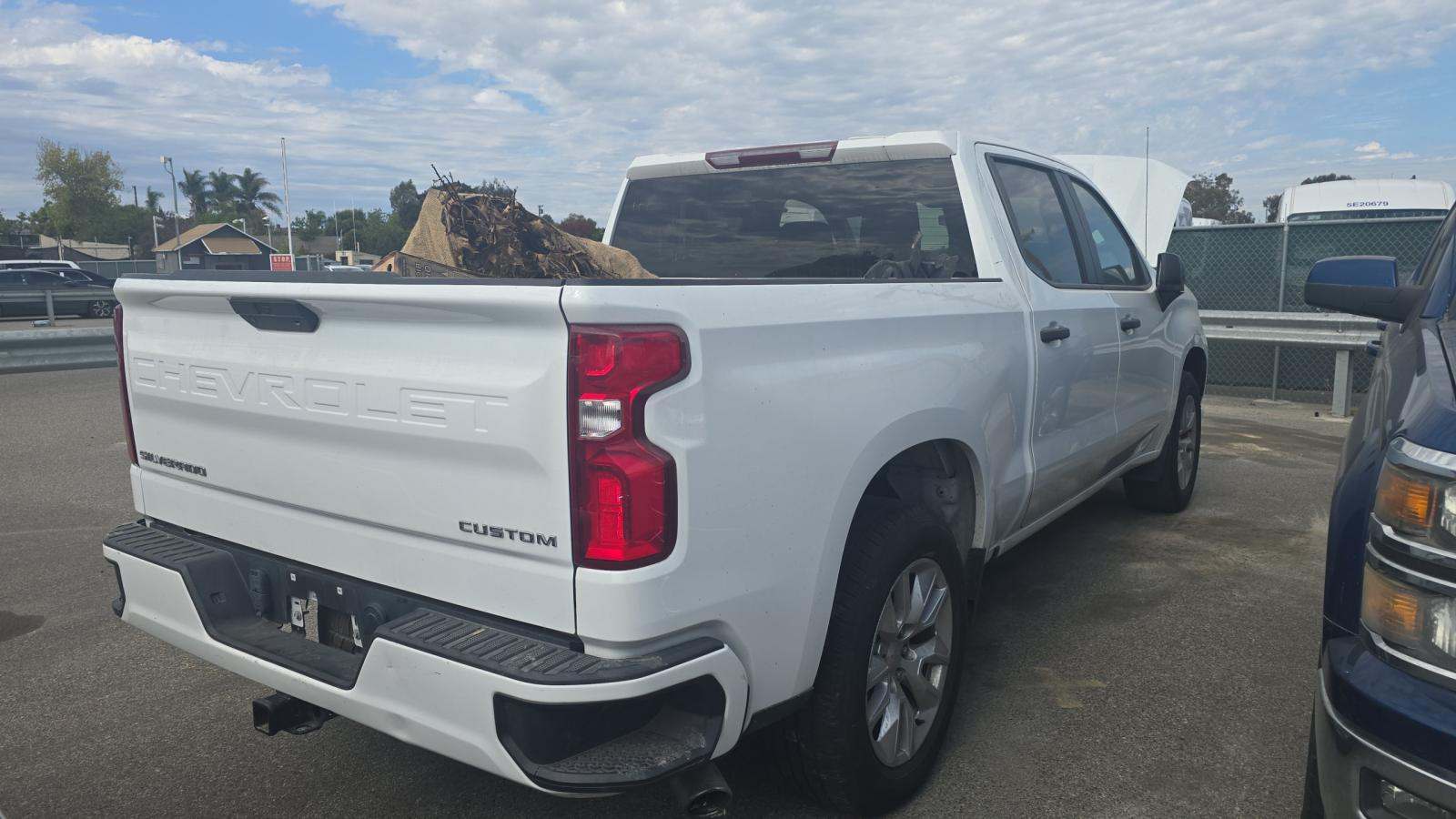 2022 Chevrolet Silverado 1500 Custom RWD