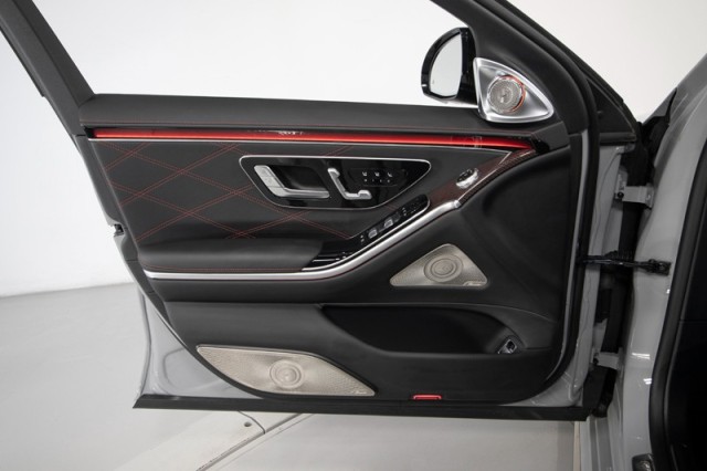 2024 Mercedes-Benz S-Class AMG S 63 E Performance AWD