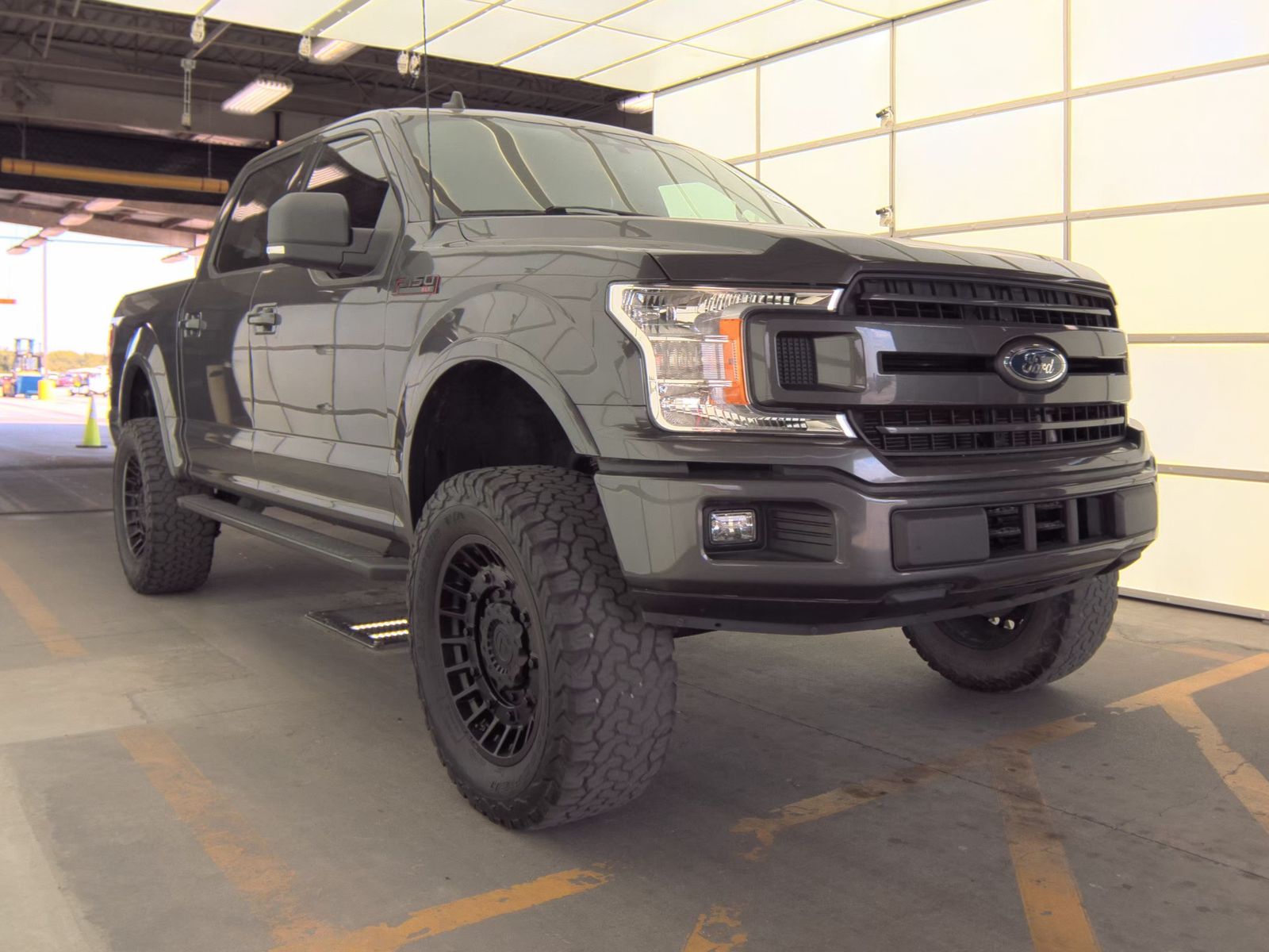 2020 Ford F-150 XLT RWD