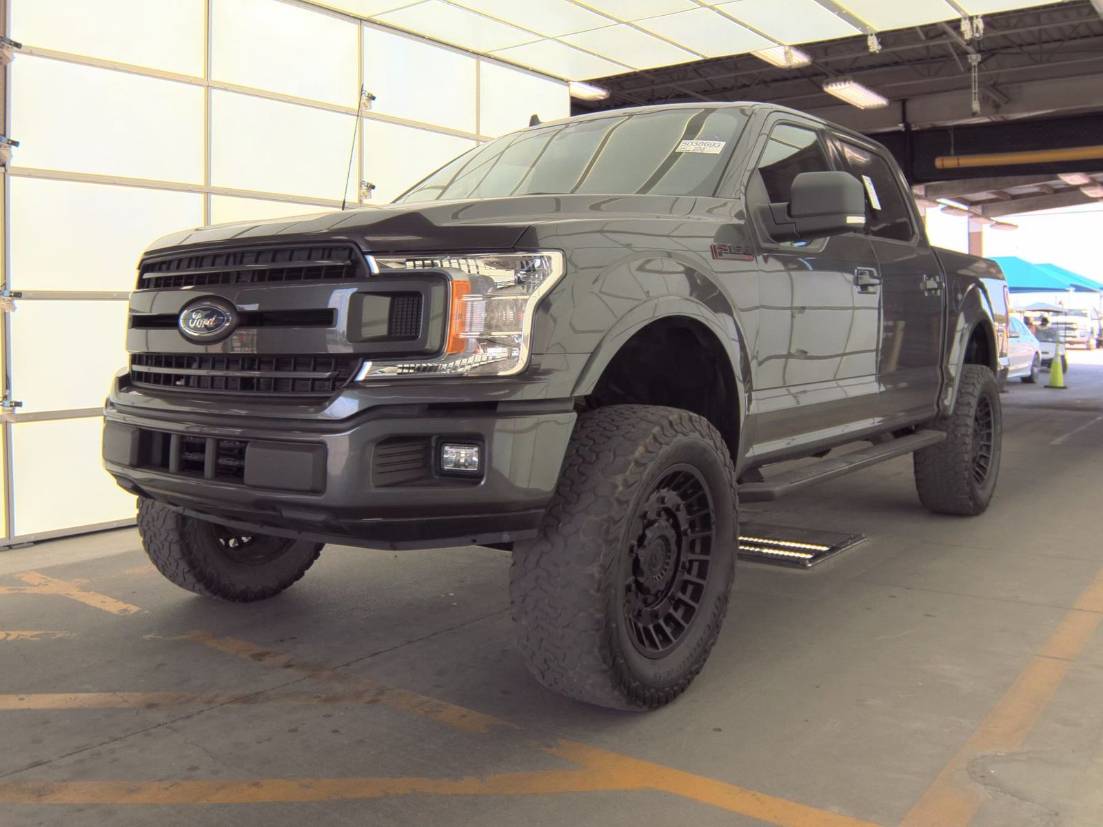 2020 Ford F-150 XLT RWD