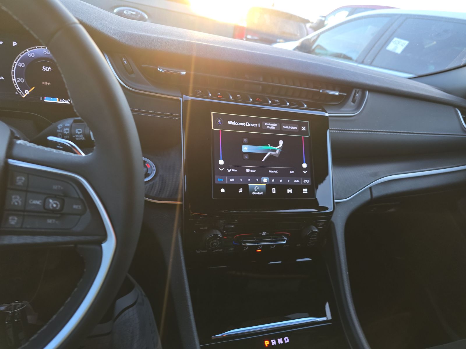 2024 Jeep Grand Cherokee Laredo AWD