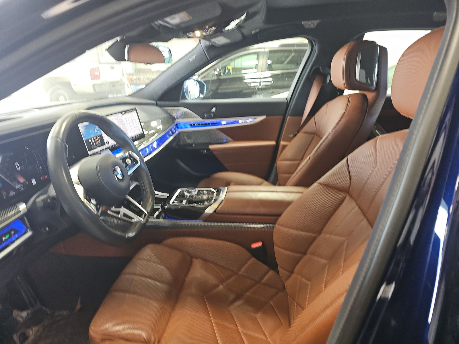 2023 BMW 7 Series 760i xDrive AWD