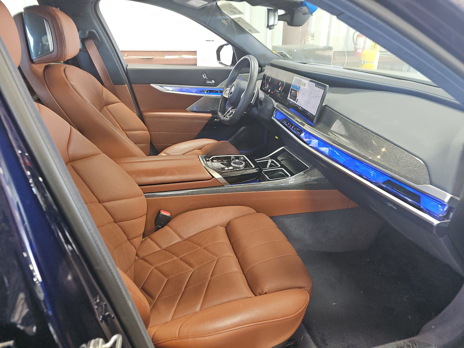 2023 BMW 7 Series 760i xDrive AWD