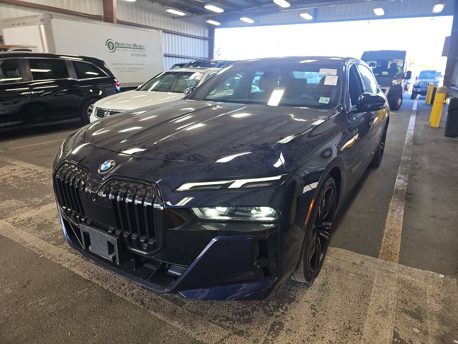 2023 BMW 7 Series 760i xDrive AWD