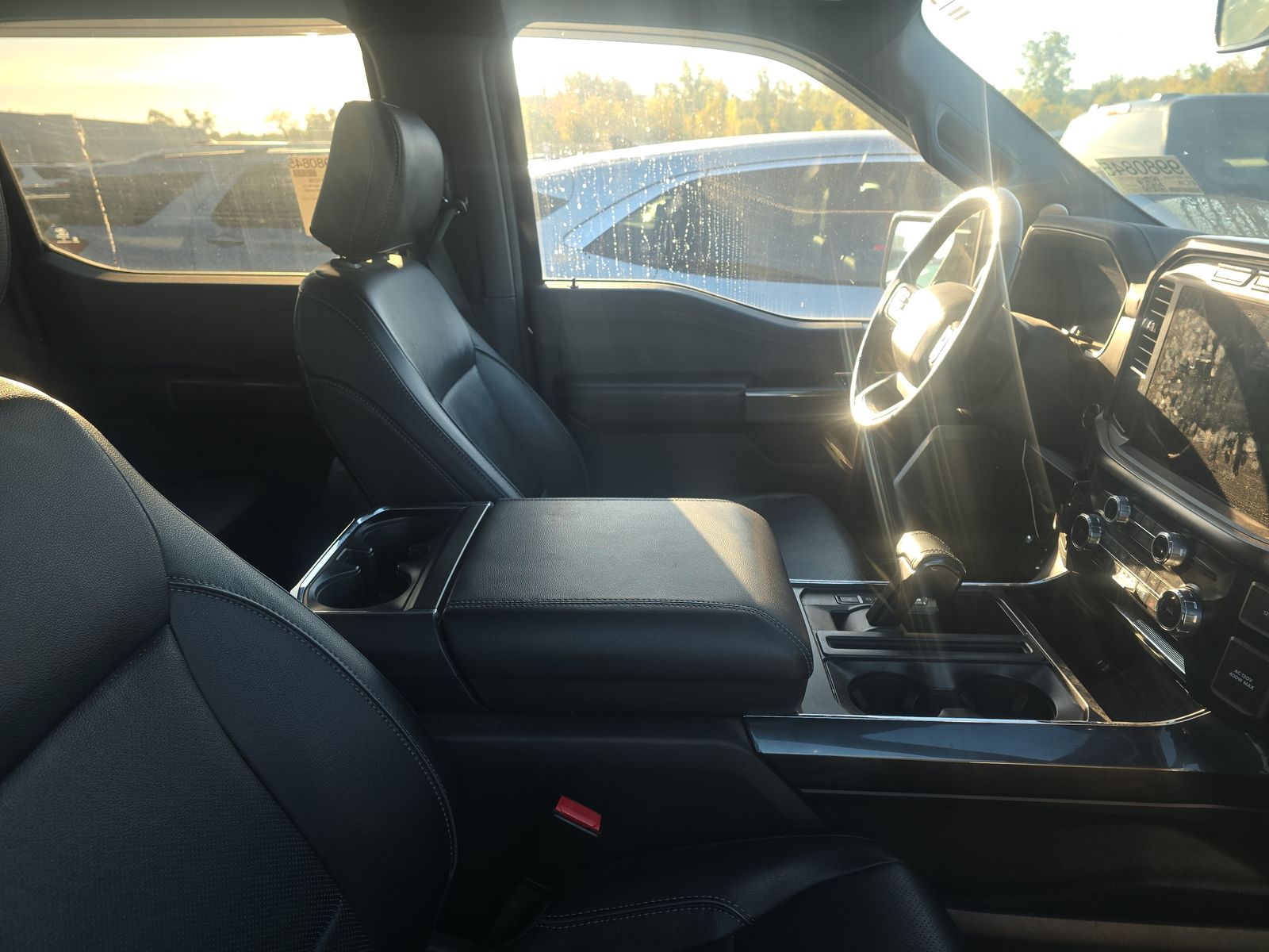 2022 Ford F-150 Lariat AWD