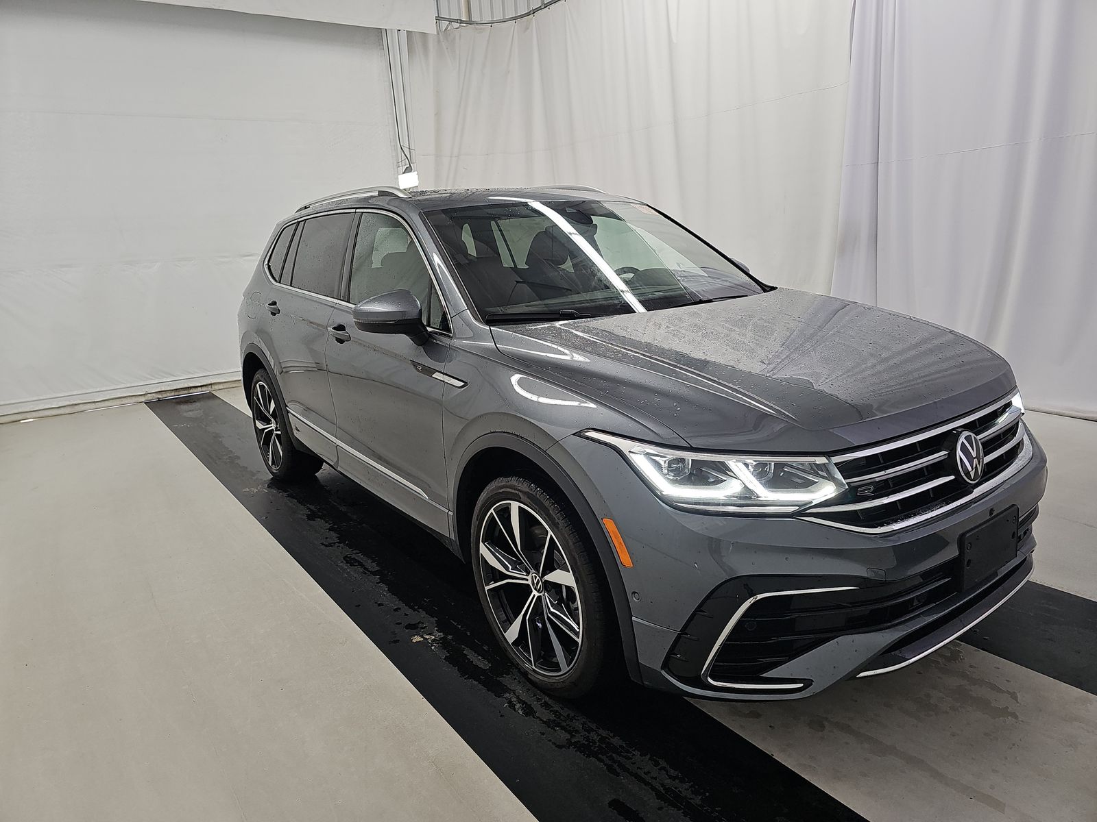 2024 Volkswagen Tiguan 2.0T SEL R-Line AWD