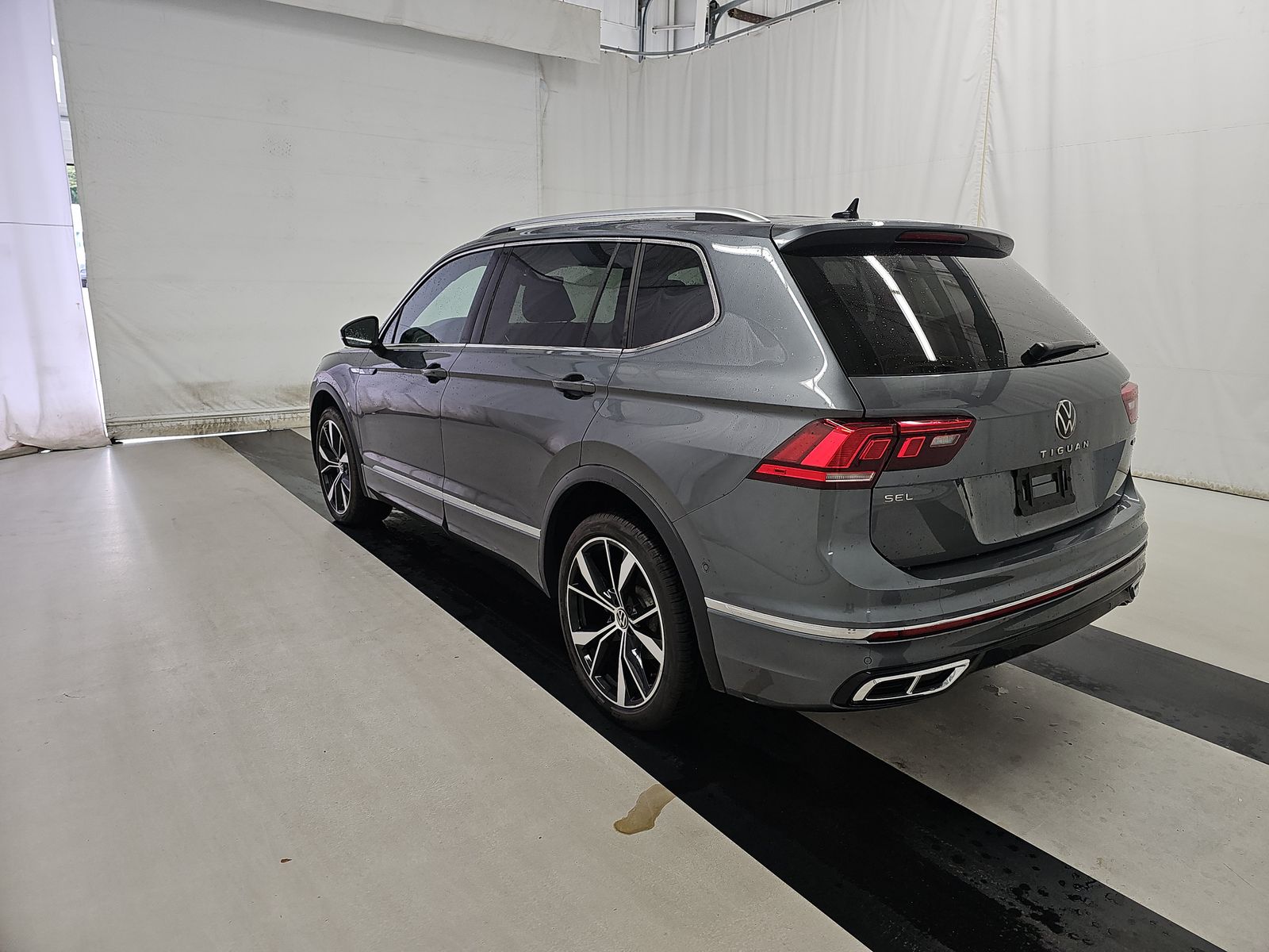 2024 Volkswagen Tiguan 2.0T SEL R-Line AWD