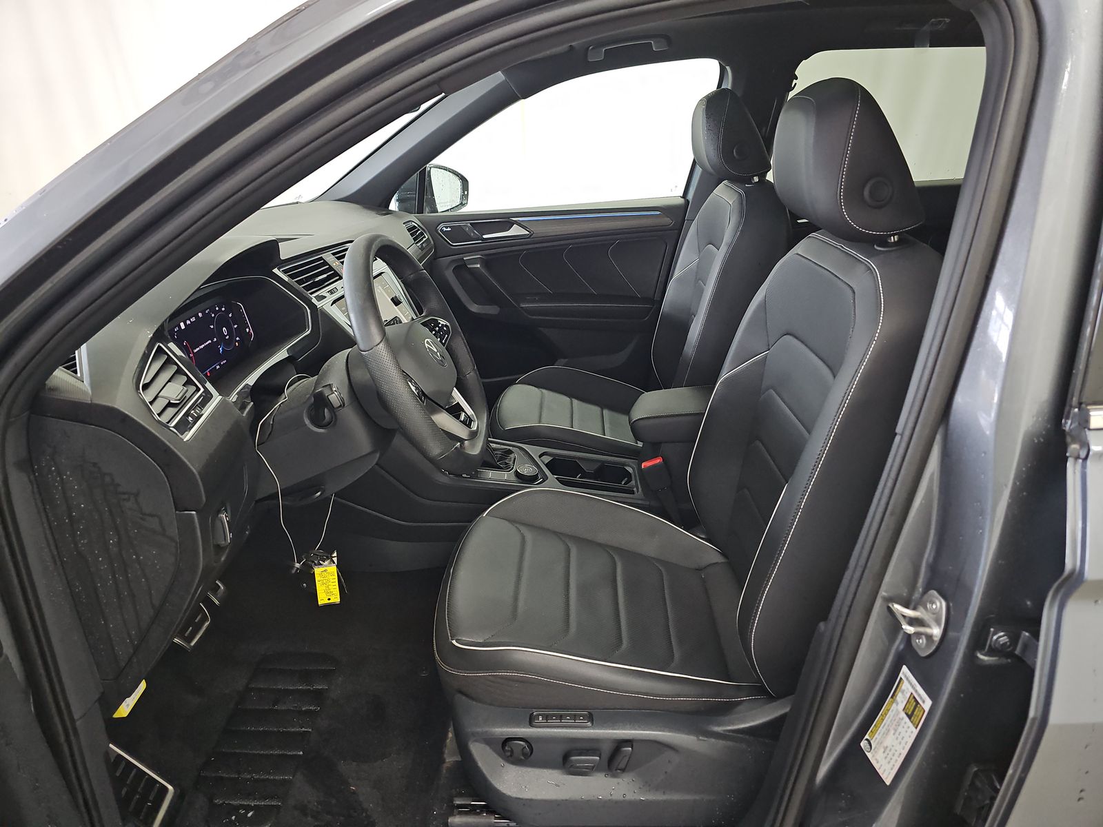 2024 Volkswagen Tiguan 2.0T SEL R-Line AWD