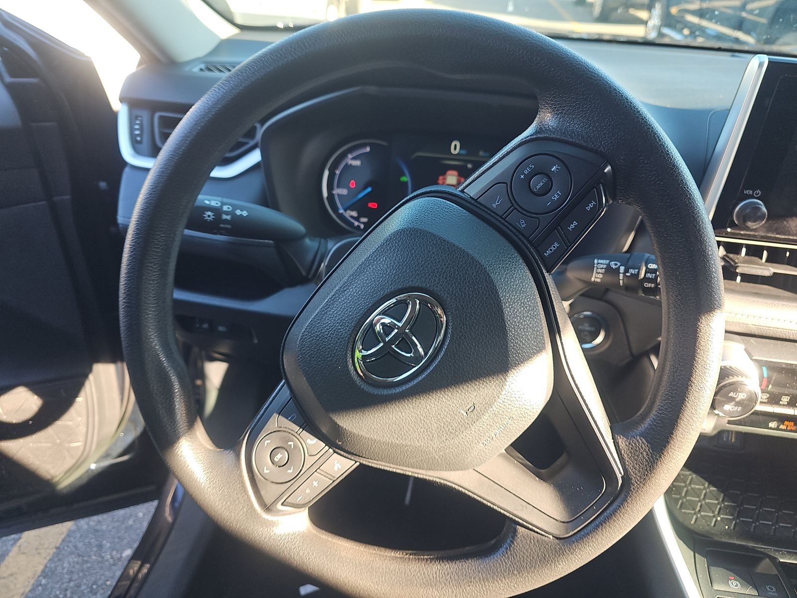 2024 Toyota RAV4 Hybrid XLE AWD