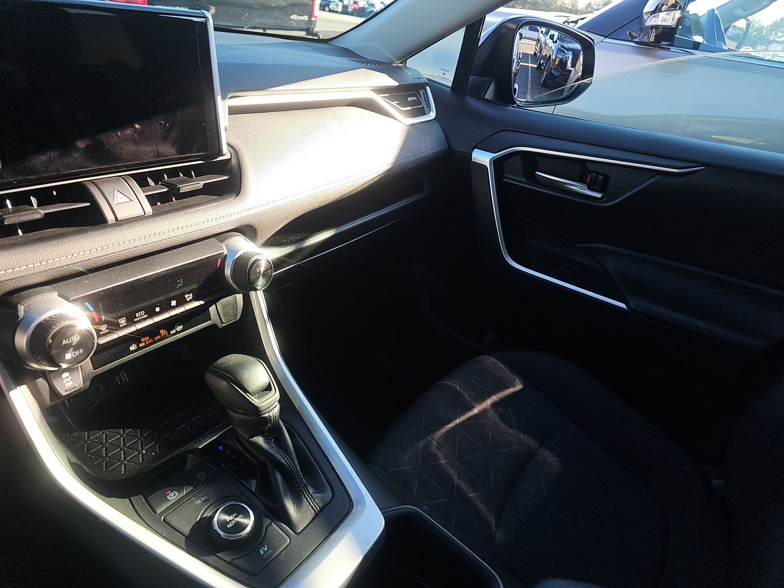 2024 Toyota RAV4 Hybrid XLE AWD