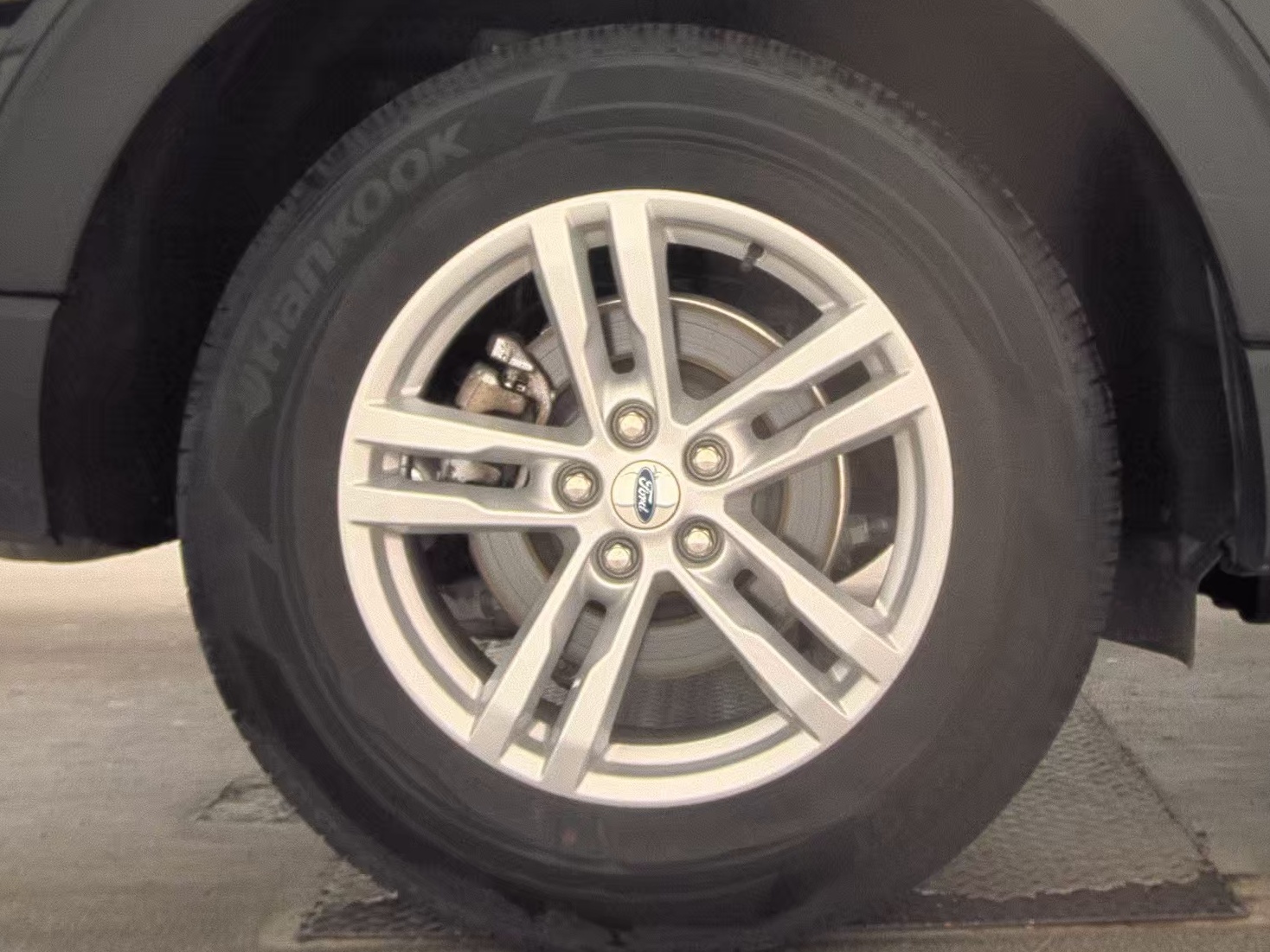 2022 Ford Explorer XLT AWD