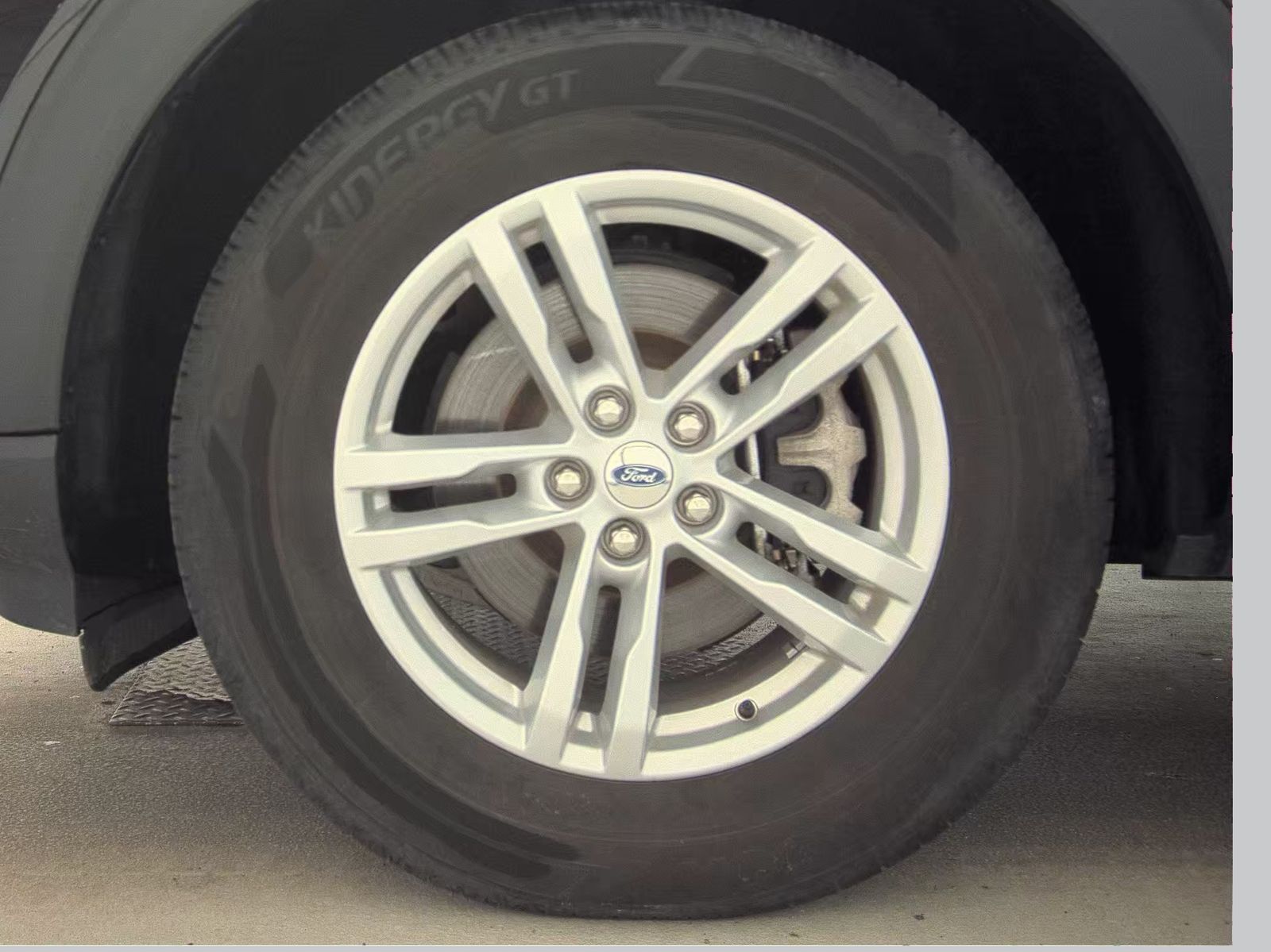 2022 Ford Explorer XLT AWD