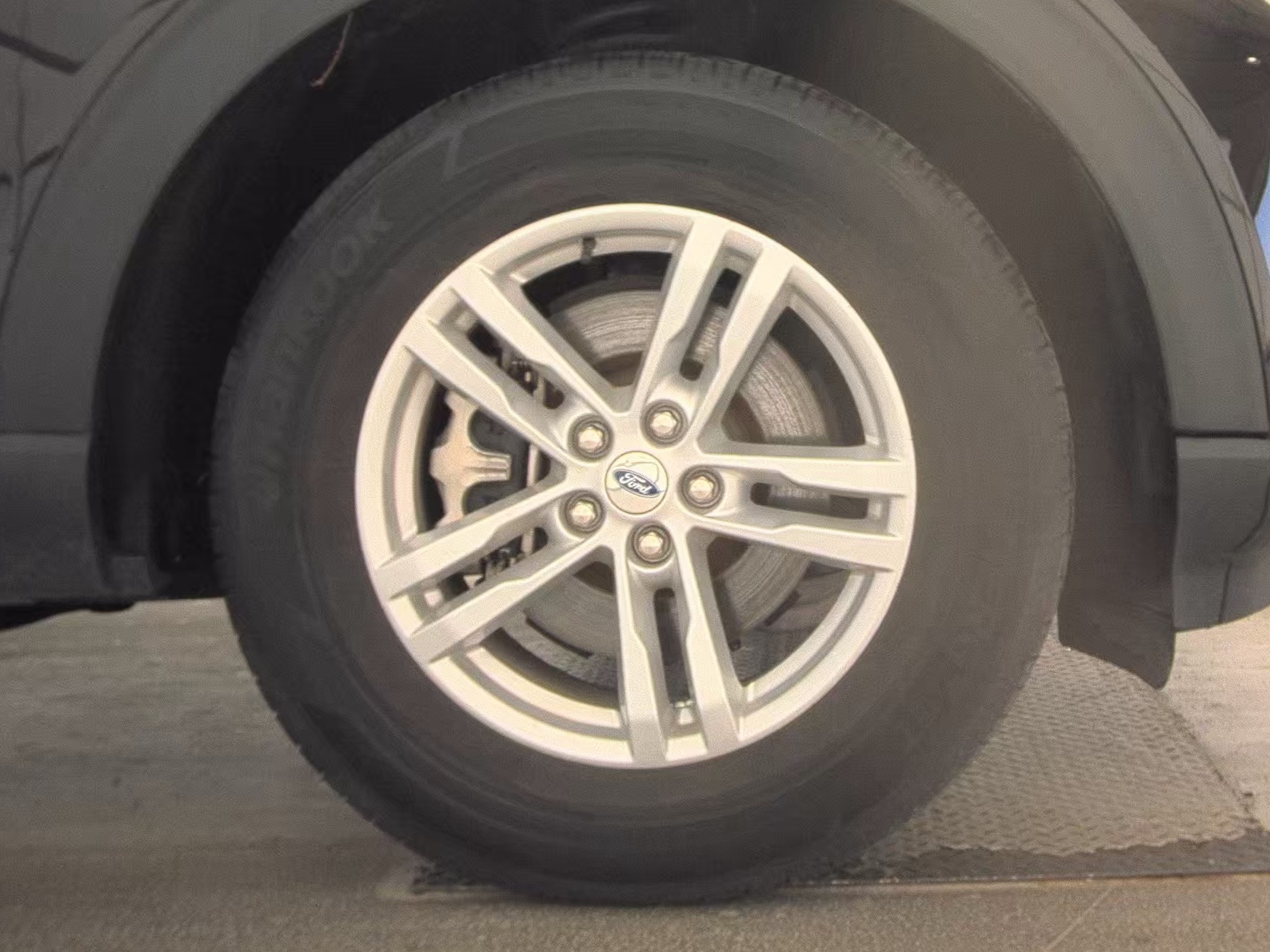 2022 Ford Explorer XLT AWD