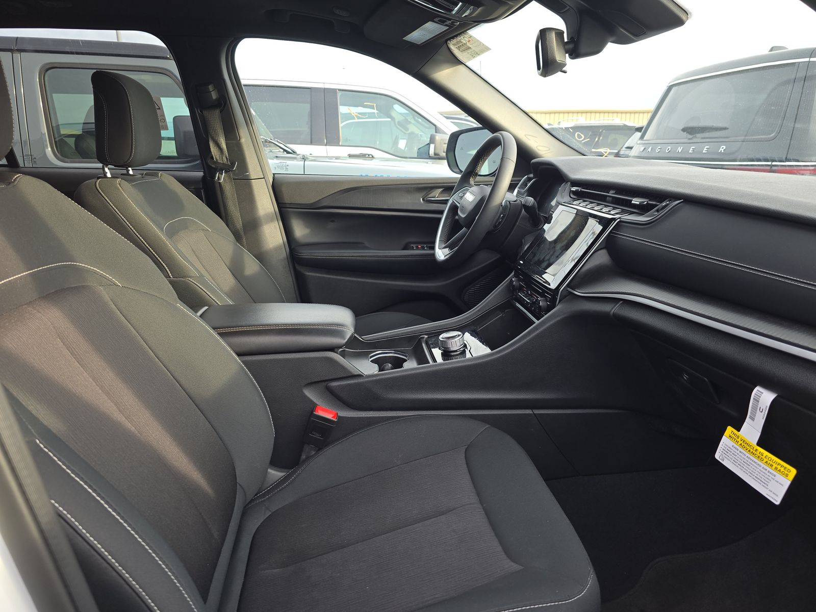 2024 Jeep Grand Cherokee Laredo X RWD