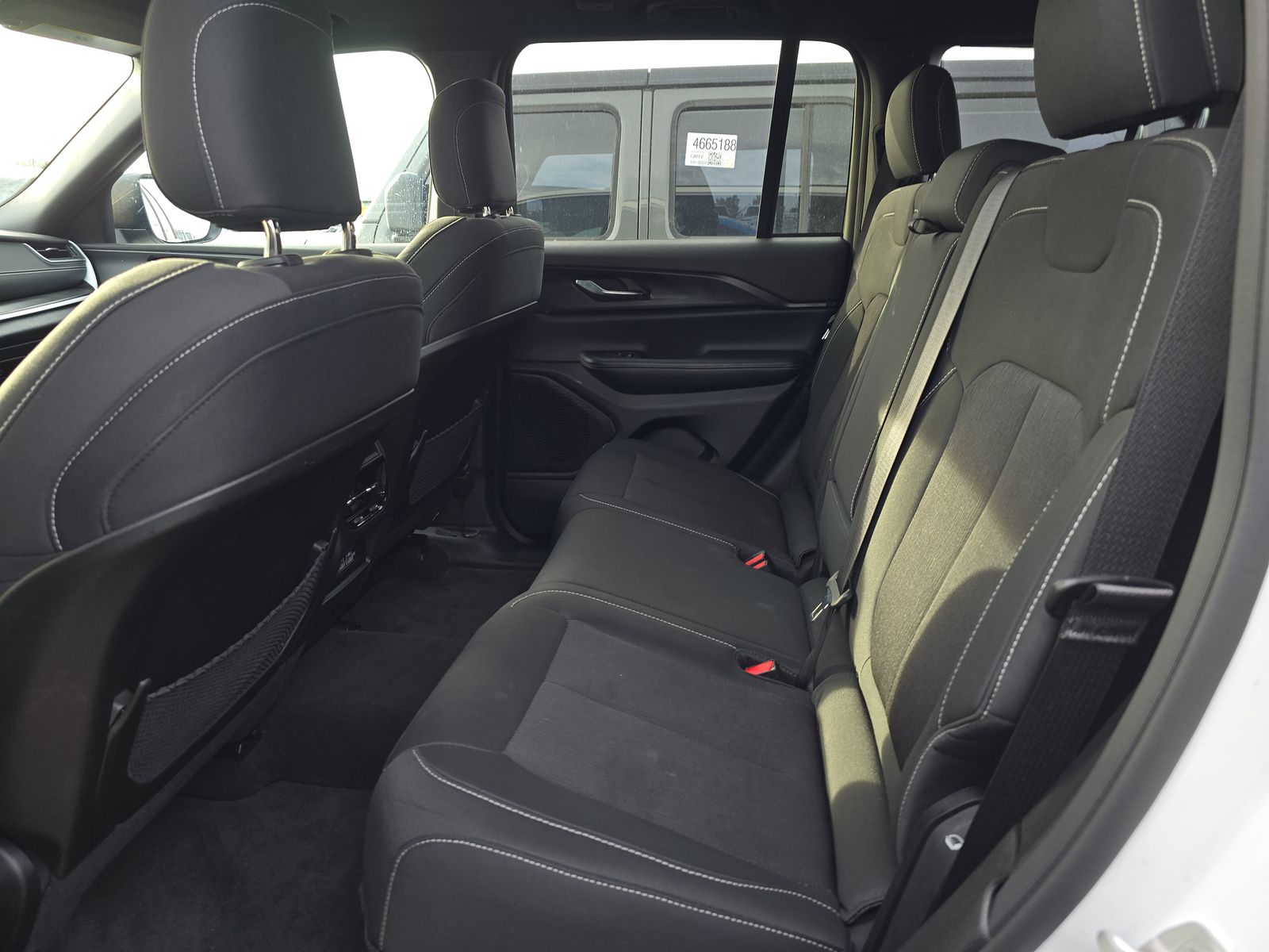 2024 Jeep Grand Cherokee Laredo X RWD