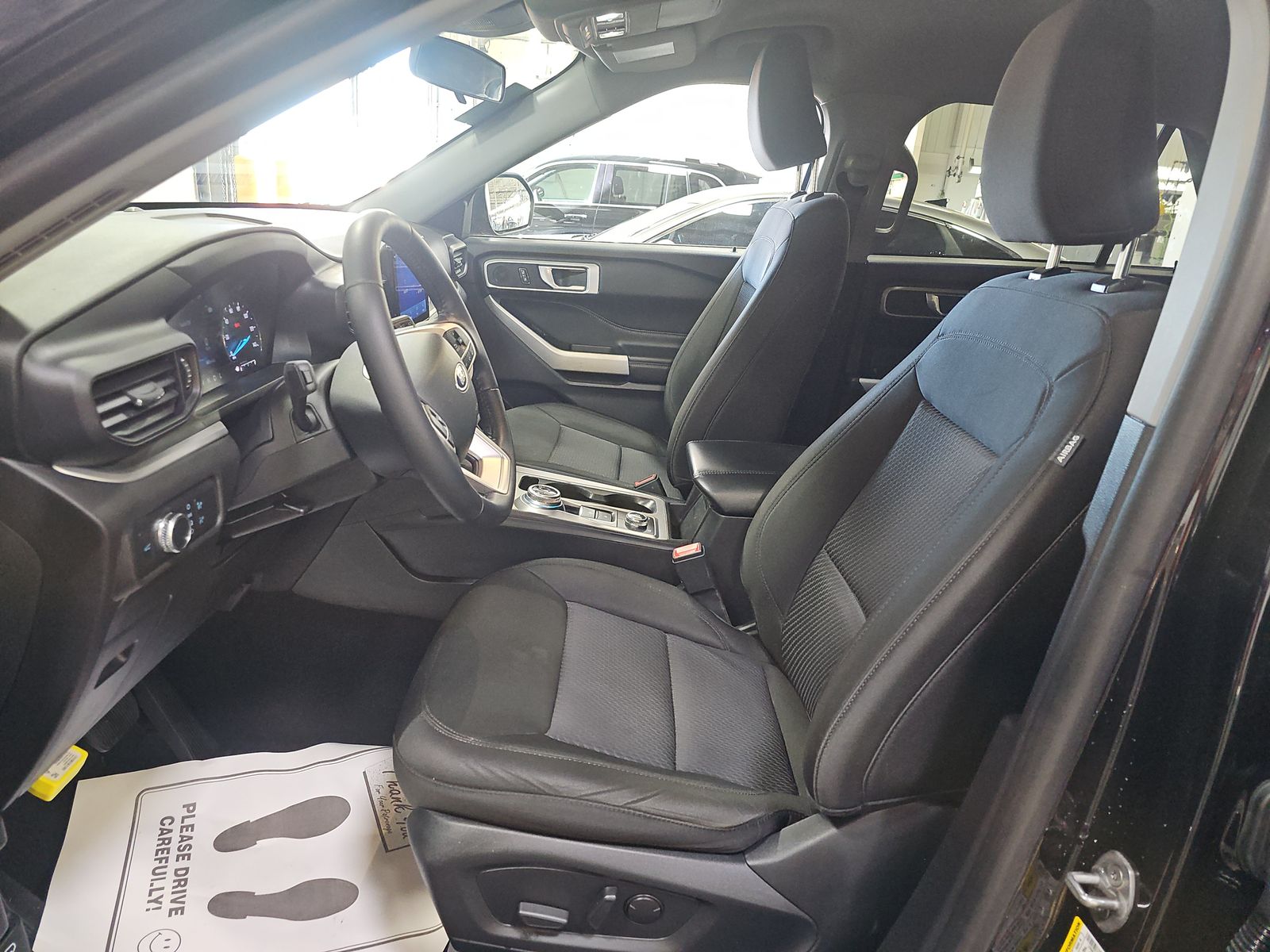 2022 Ford Explorer XLT AWD