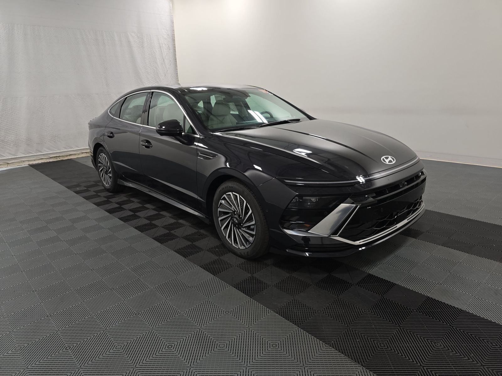 2025 Hyundai Sonata Hybrid Limited FWD