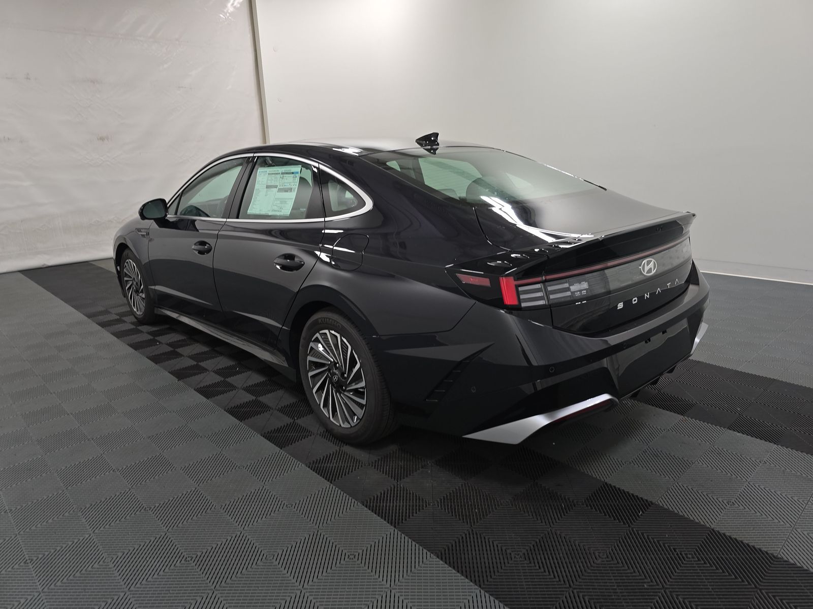 2025 Hyundai Sonata Hybrid Limited FWD