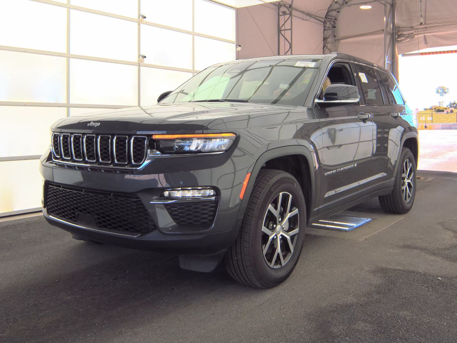 2024 Jeep Grand Cherokee Limited AWD