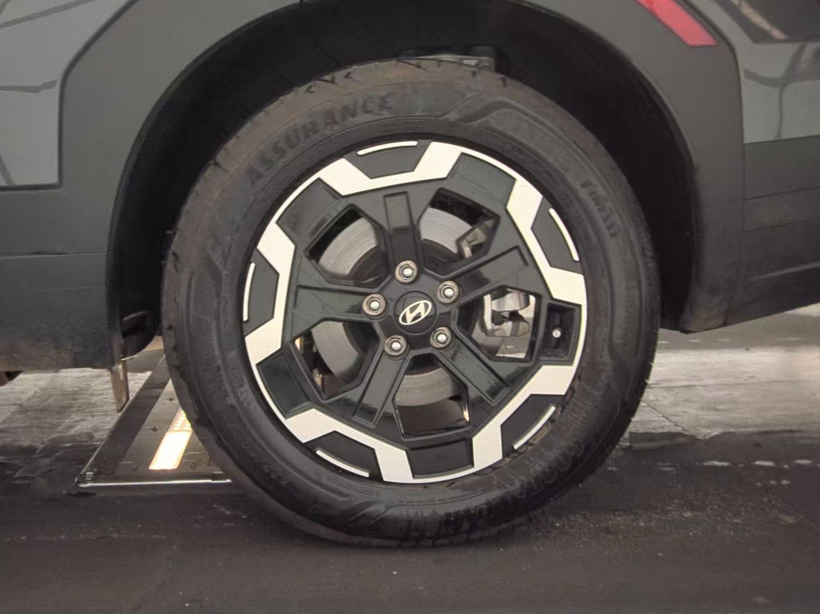 2025 Hyundai Santa Fe SEL FWD