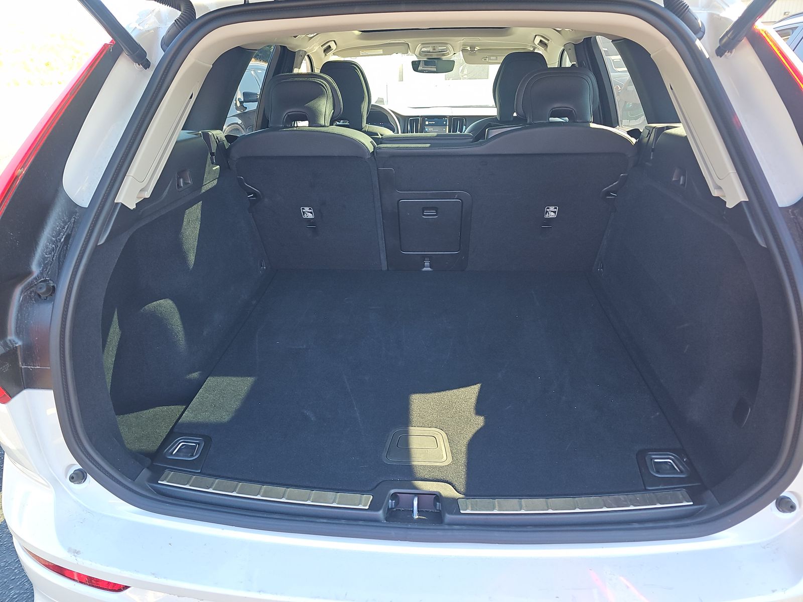 2025 Volvo XC60 B5 Plus AWD