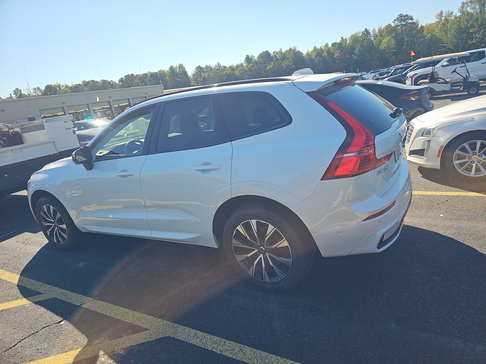 2025 Volvo XC60 B5 Plus AWD