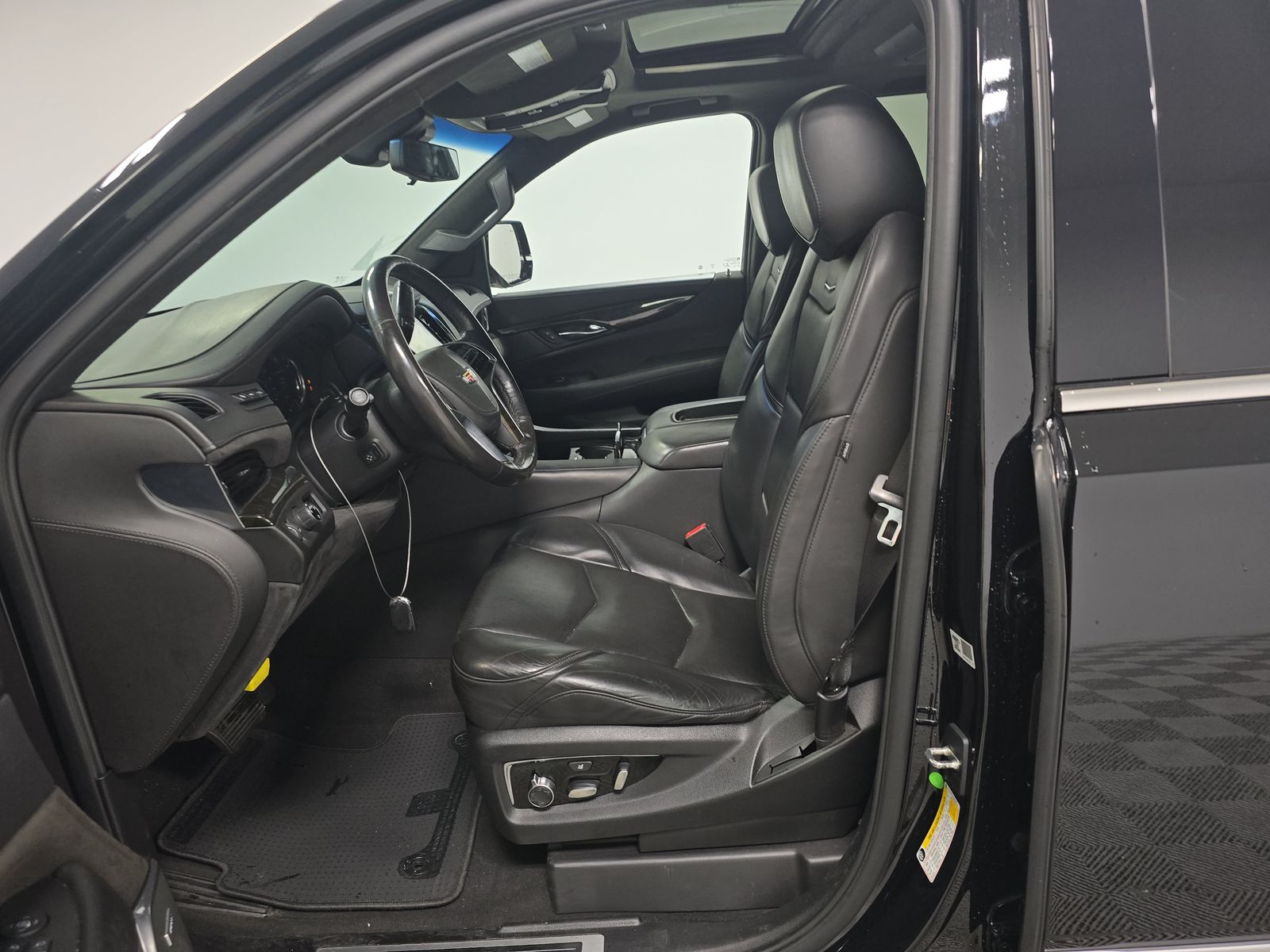 2020 Cadillac Escalade ESV Platinum RWD