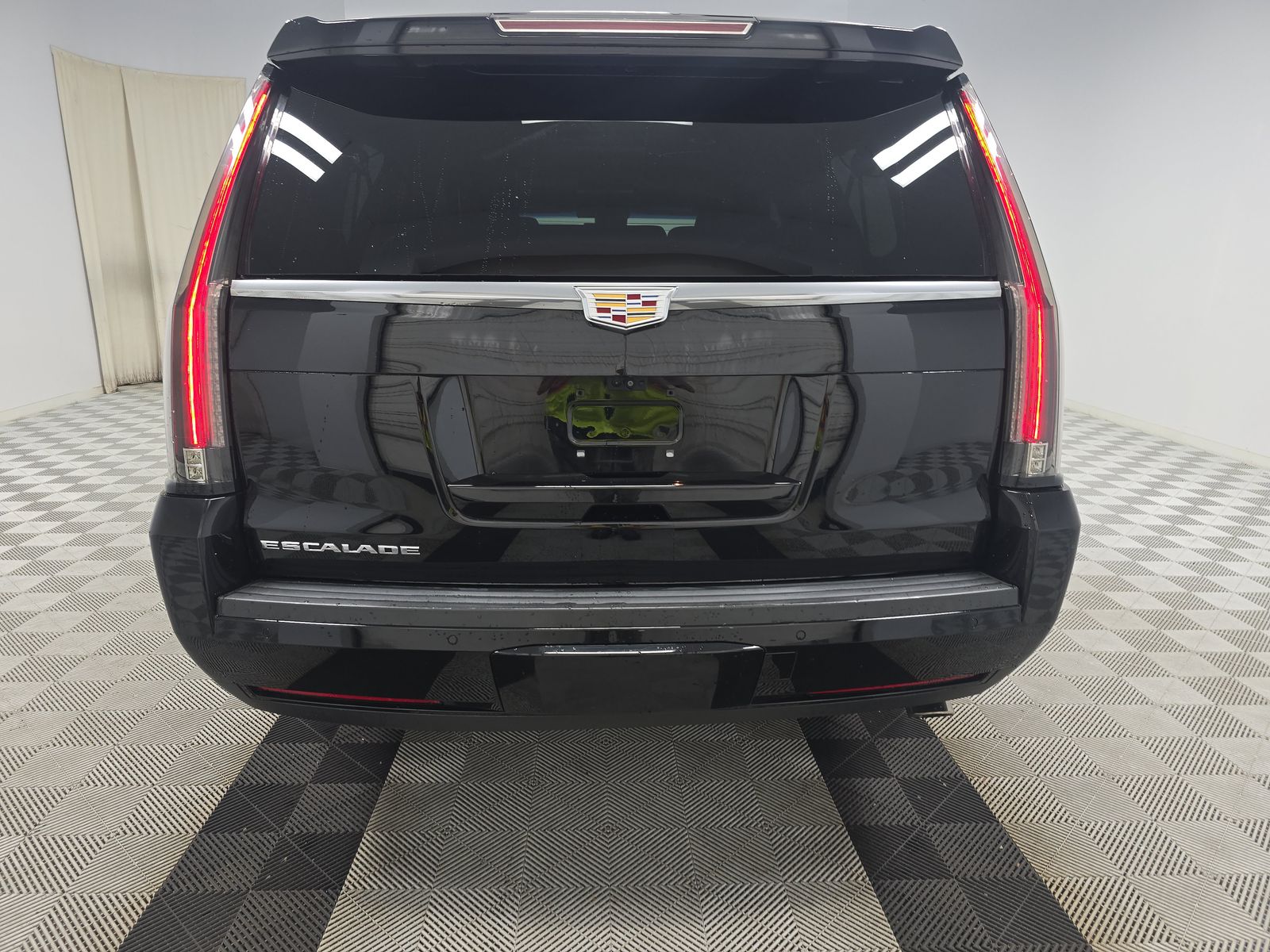 2020 Cadillac Escalade ESV Platinum RWD