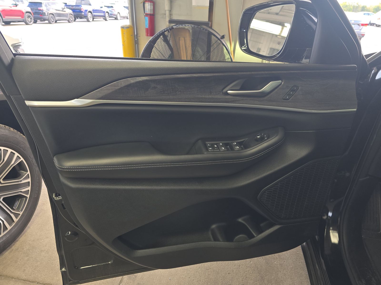 2024 Jeep Grand Cherokee Limited AWD