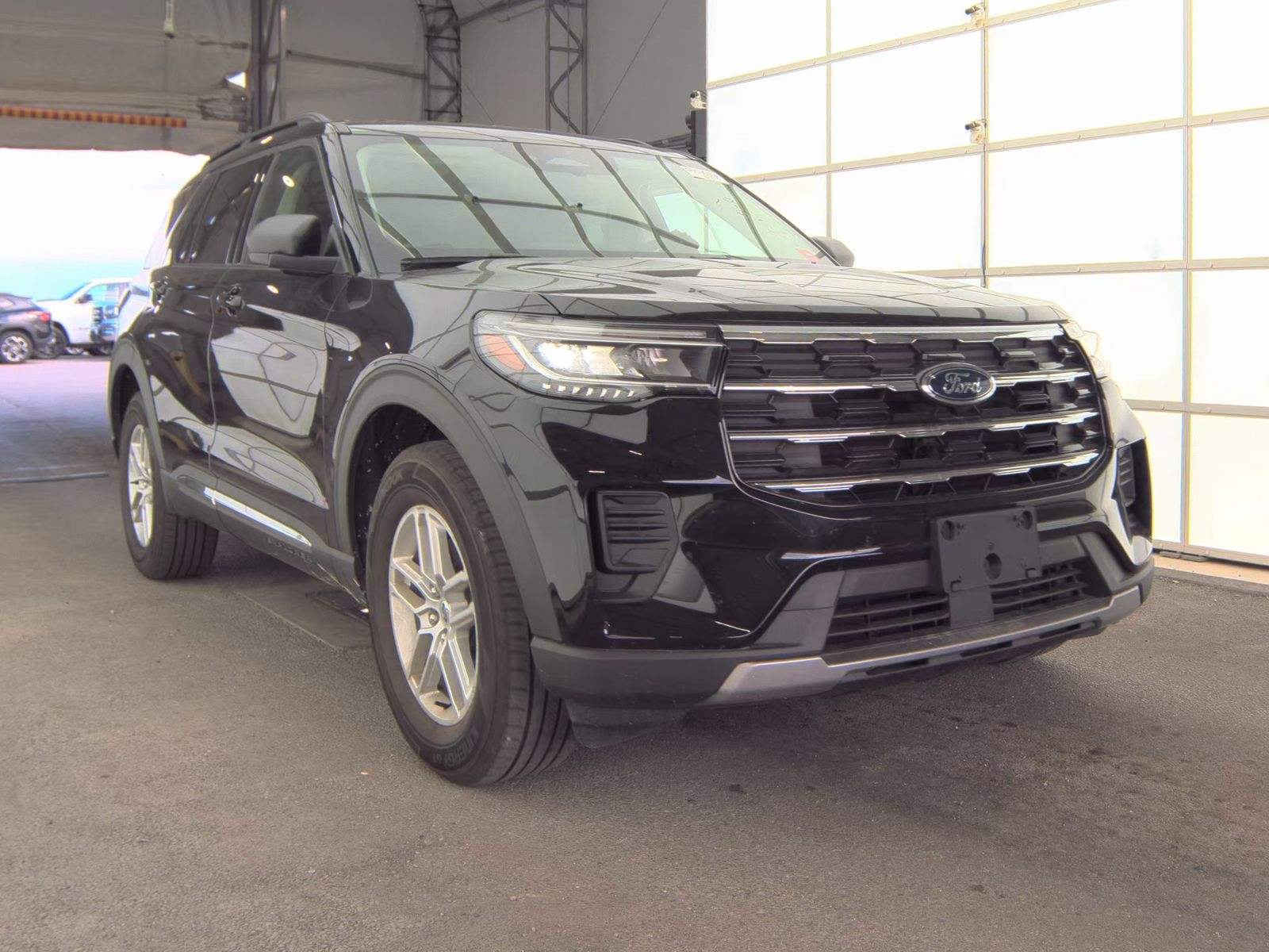 2025 Ford Explorer Active AWD