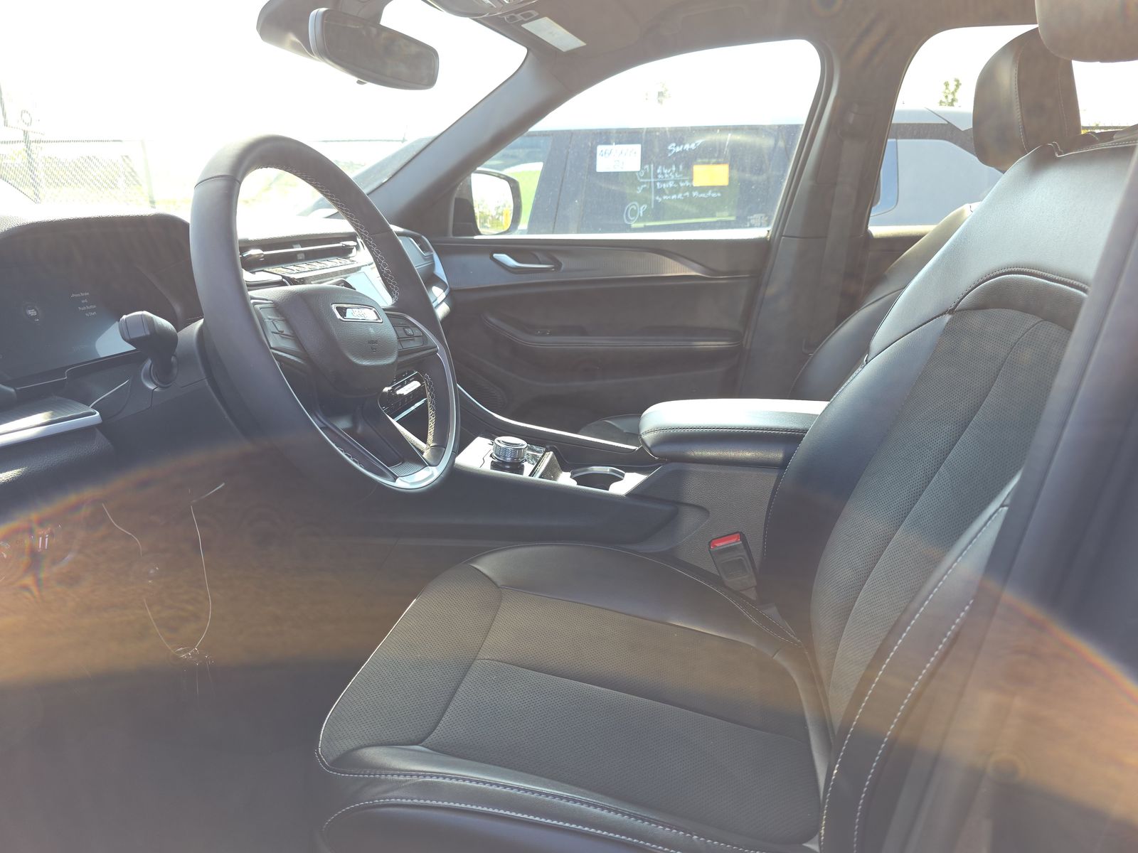 2024 Jeep Grand Cherokee Altitude AWD