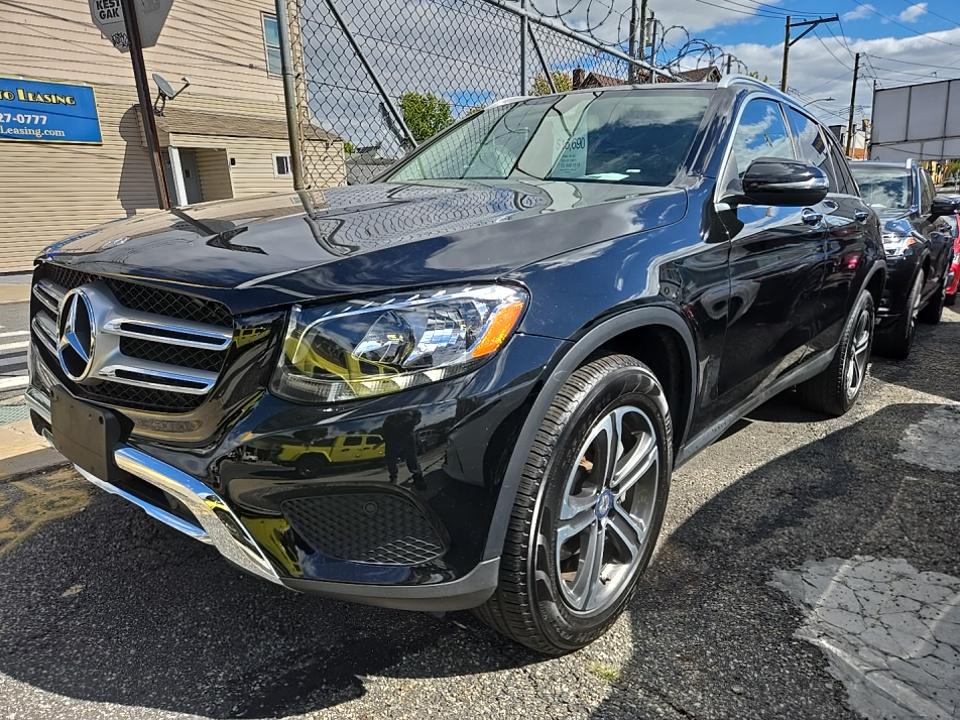 2017 Mercedes-Benz GLC 300 4MATIC