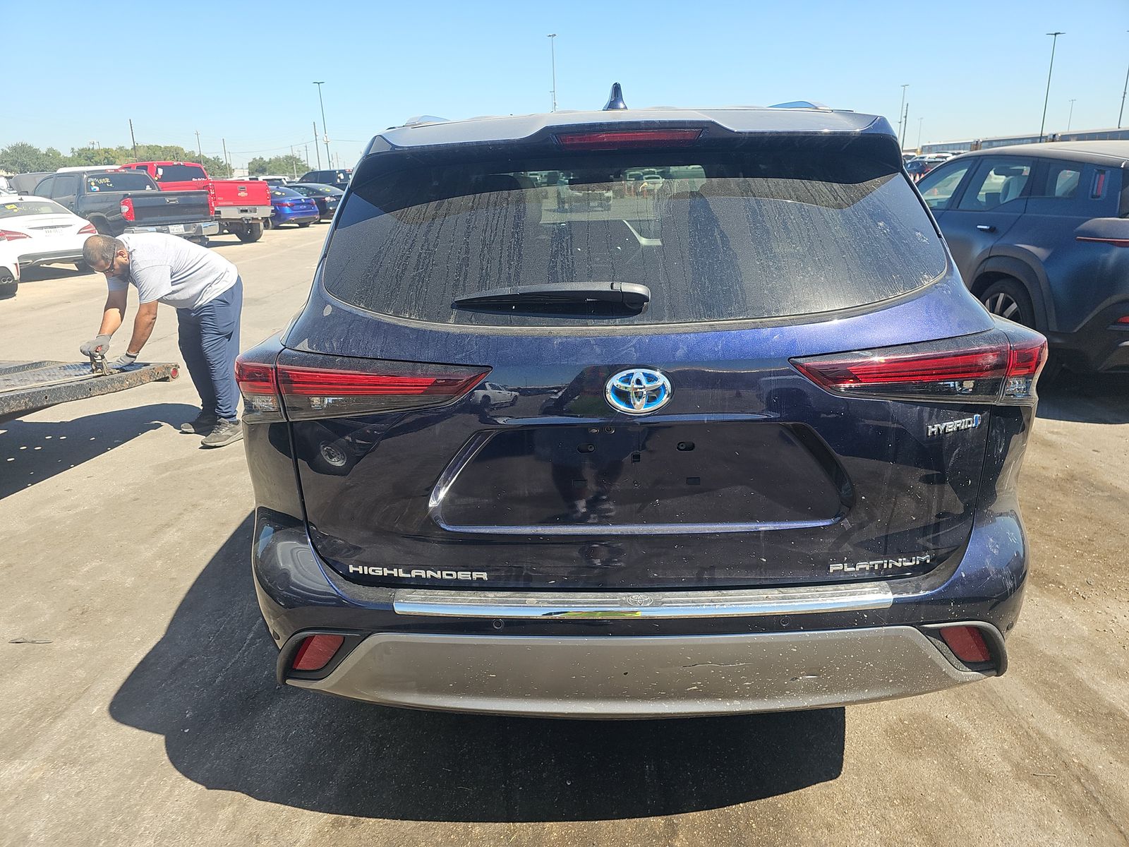 2024 Toyota Highlander Hybrid Platinum AWD