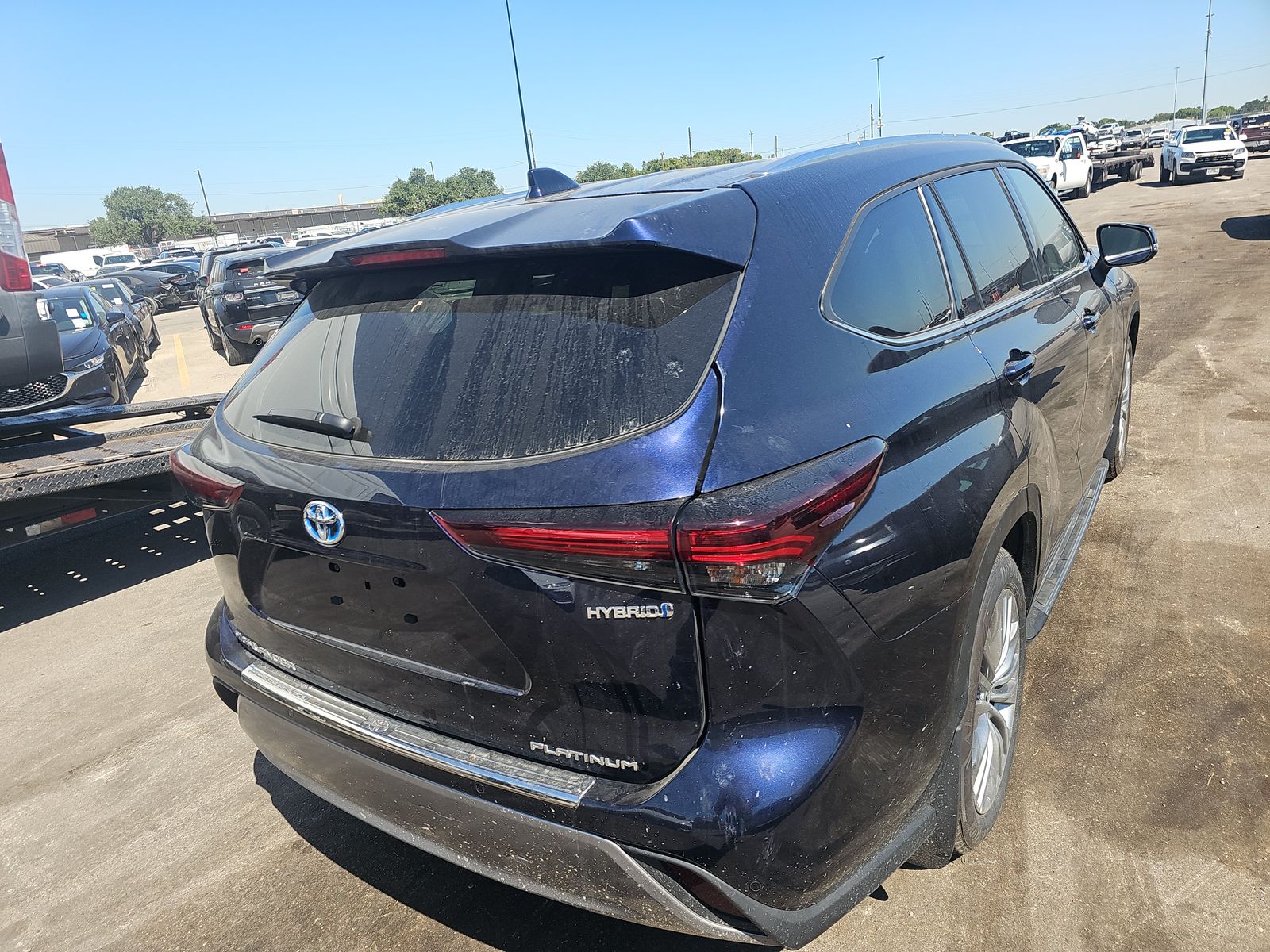 2024 Toyota Highlander Hybrid Platinum AWD