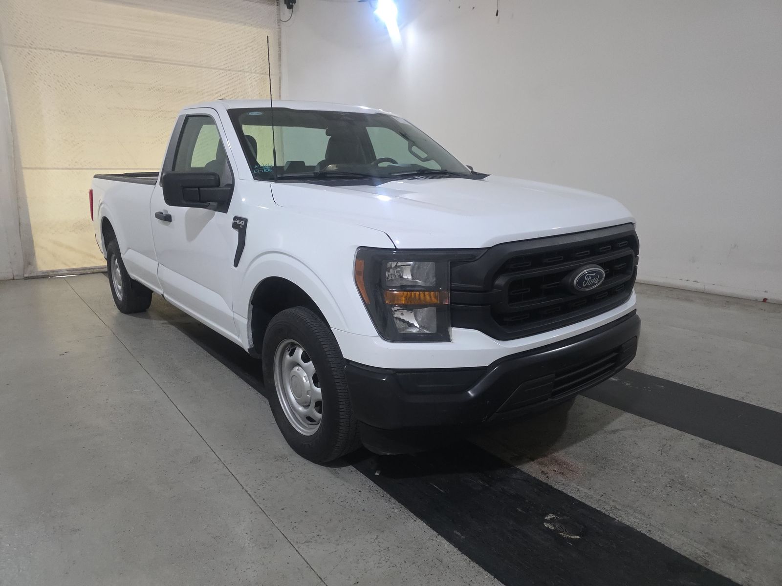 2023 Ford F-150 XL RWD