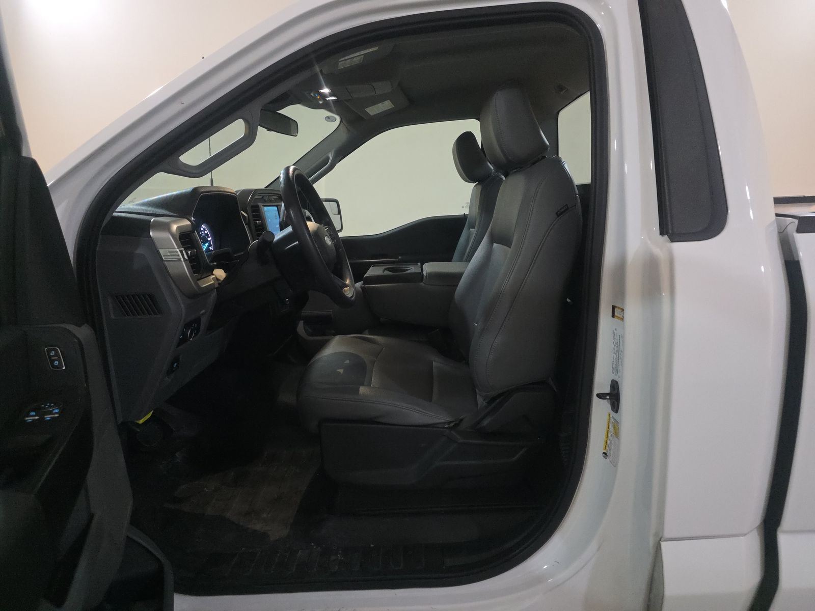 2023 Ford F-150 XL RWD