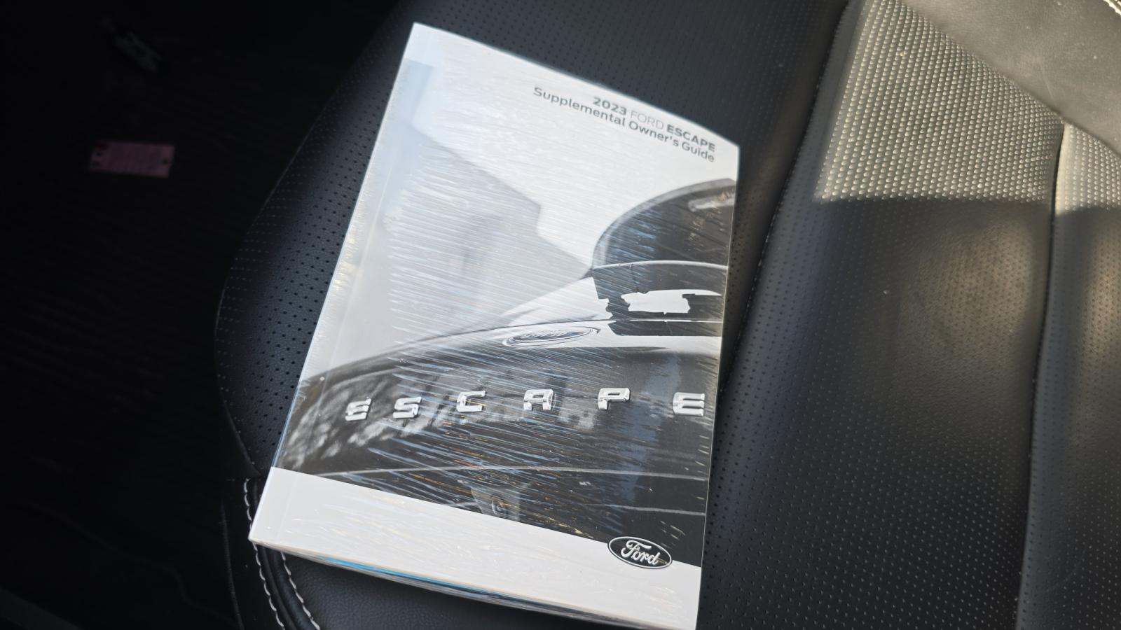 2023 Ford Escape Platinum AWD