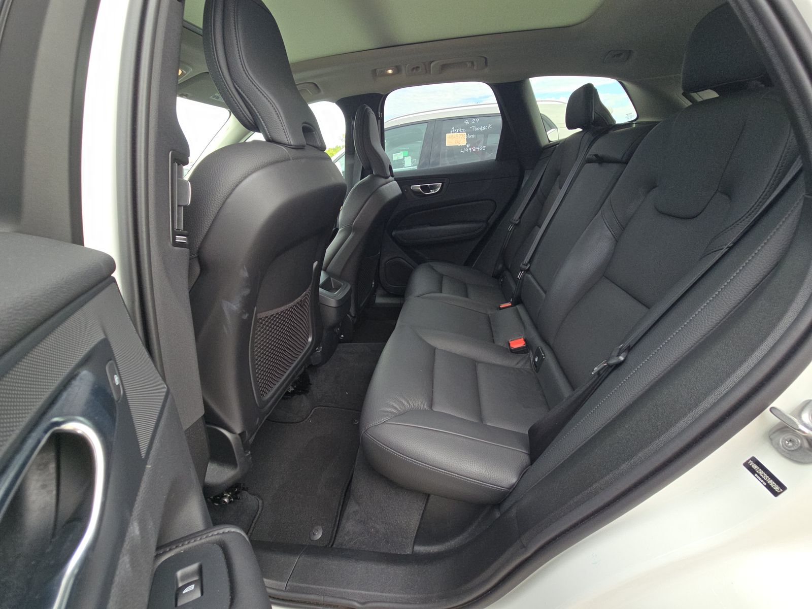 2025 Volvo XC60 B5 Plus AWD