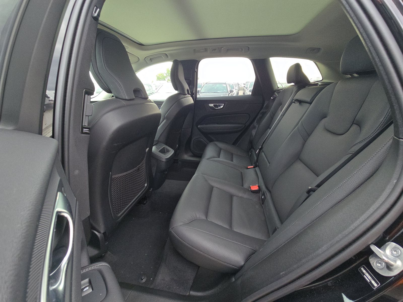 2025 Volvo XC60 B5 Plus AWD