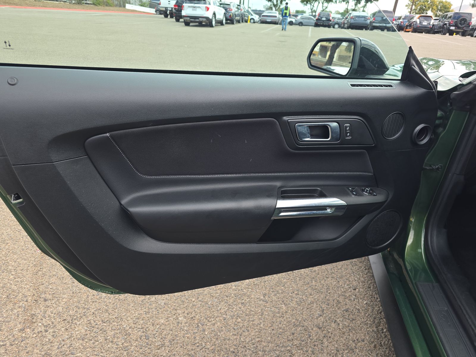 2023 Ford Mustang EcoBoost RWD