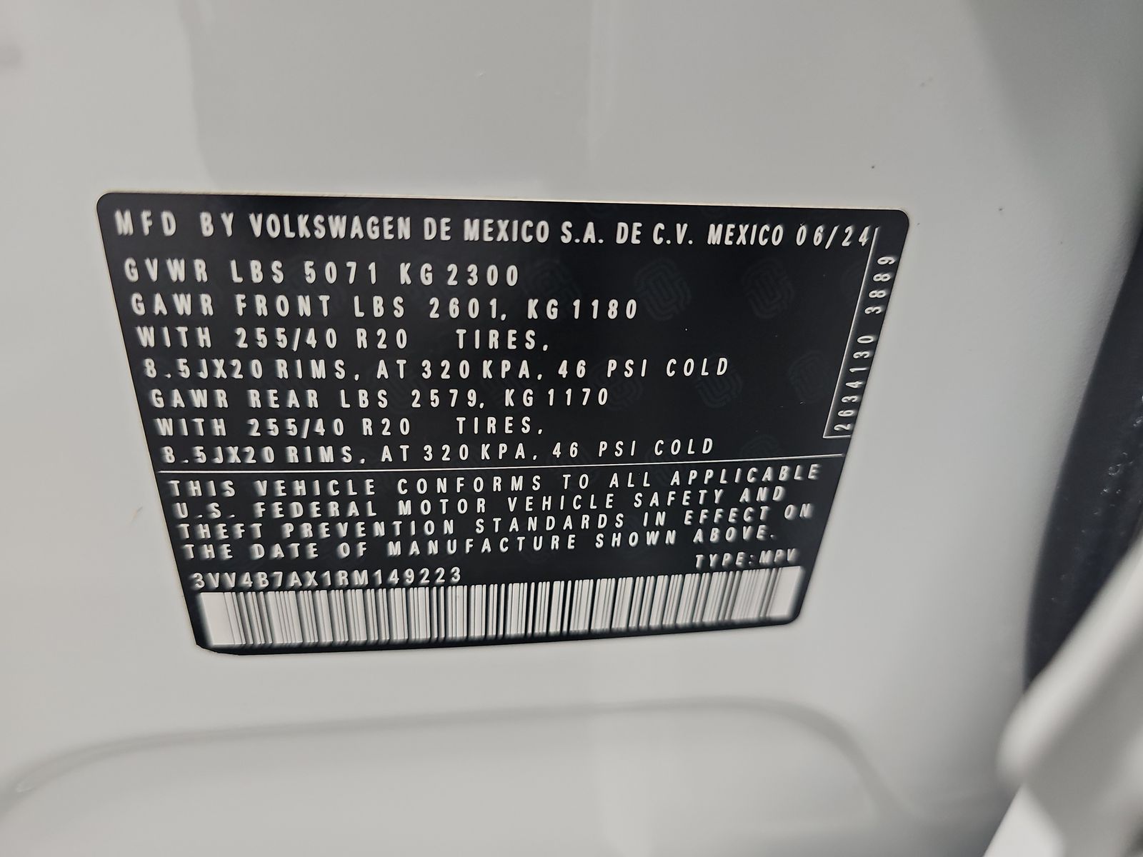 2024 Volkswagen Tiguan 2.0T SEL R-Line AWD